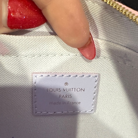 Louis Vuitton Lavender and Pink Monogram Wristlet - Picture 4 of 6